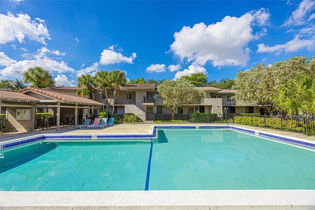 Building Photo - 9541 SW 1st Ct