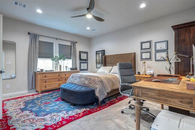 Building Photo - 11005 Upland Forest Dr