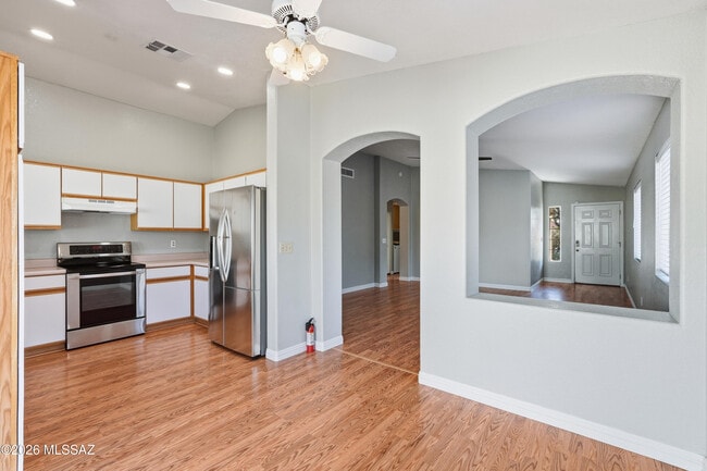 Building Photo - 8871 E Citrus Tree Dr