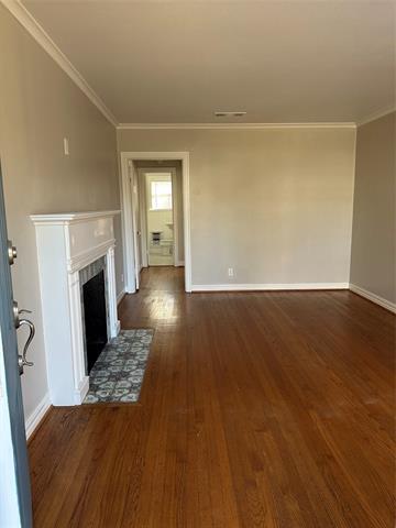 Building Photo - 6000 Kenwood Ave