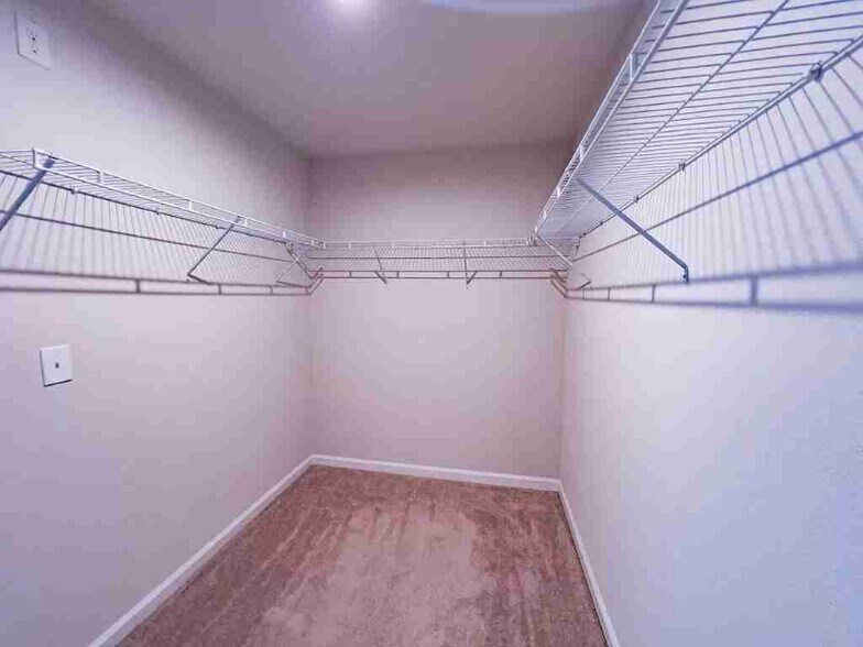 Building Photo - 308 Fiddlewood Ct