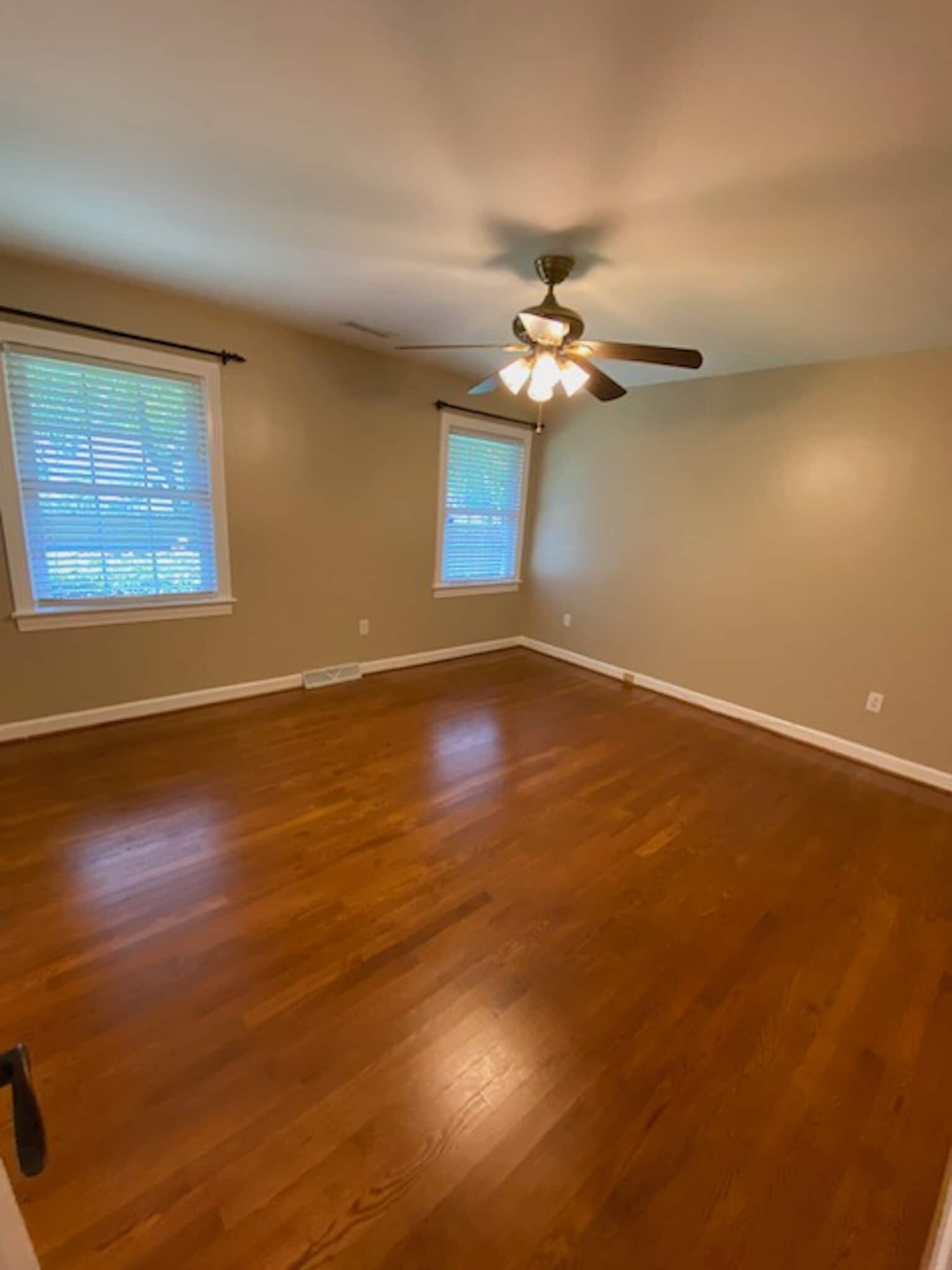 Main bedroom view 2 - 1125 Clapper Ct