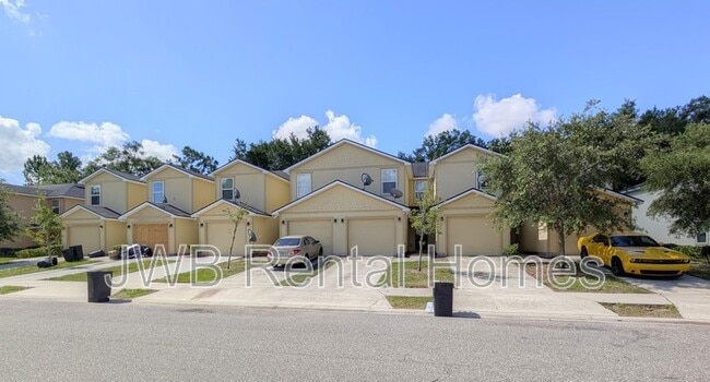 Primary Photo - 7820 Playschool Ln