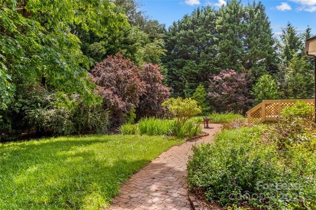 Building Photo - 4522 Long Cove Dr