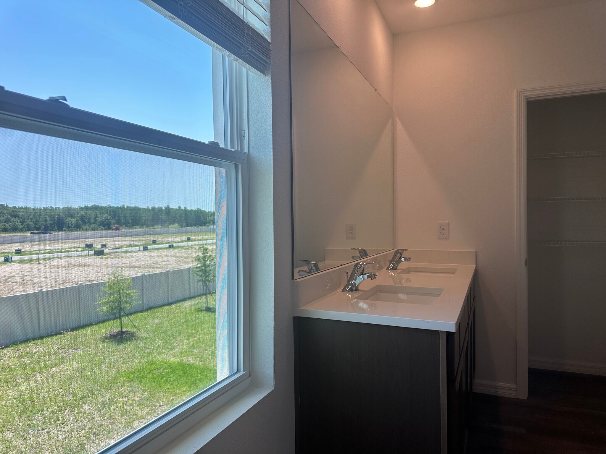 Primary bath - 10574 Dusty Boot Rd