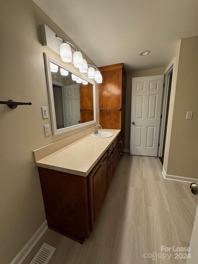 Building Photo - 2793 NC-268