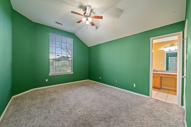 Building Photo - 6434 Bosley Ln