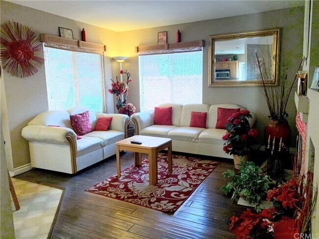 Building Photo - 578 Pointe Vista Ct