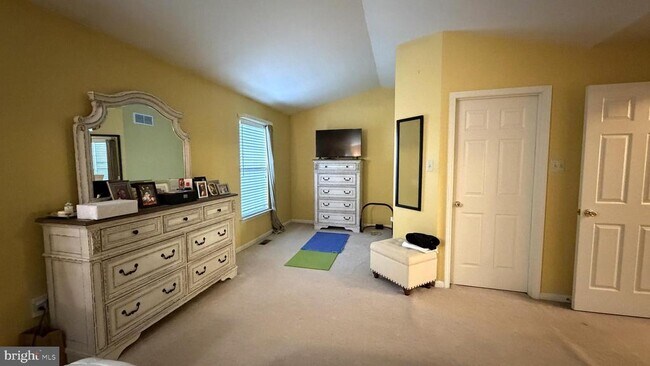 Building Photo - 506 Quincy St