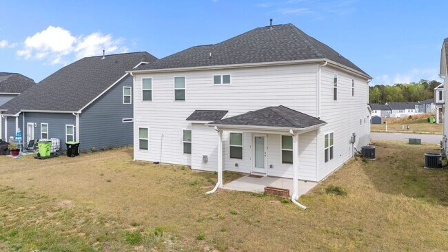 Building Photo - 629 Longstanton Ave