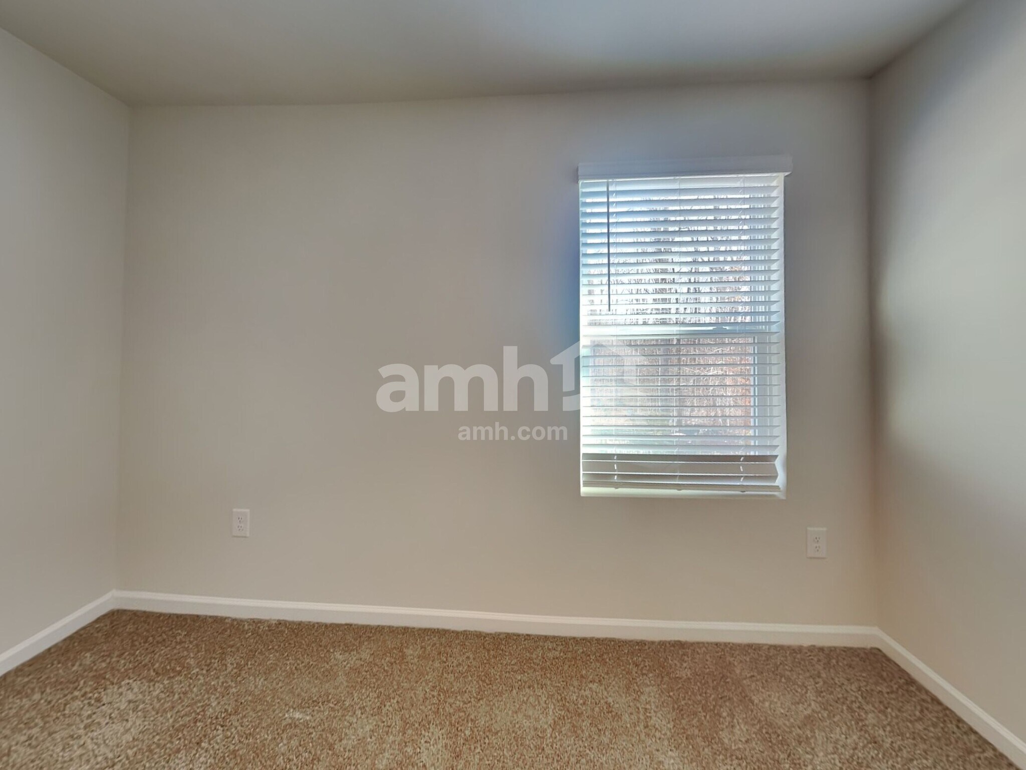 Building Photo - 3997 Zepelin Wy