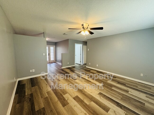 Building Photo - 5021 Burlington Ave N