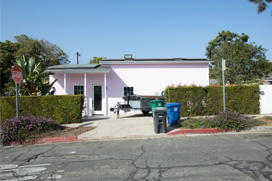 Building Photo - 1435 Gillespie St