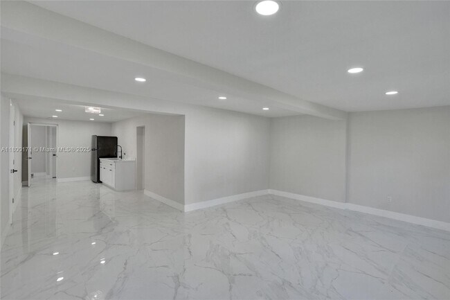 Building Photo - 7943 NW 6th Ave