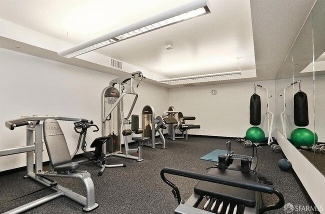 Building Photo - 451 Kansas St