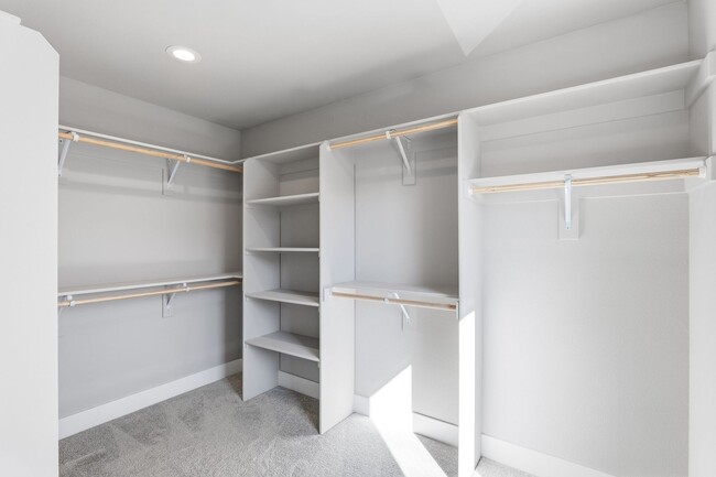 Building Photo - Modern Happy Valley Home with Designer Finishes & Spacious Open Layout