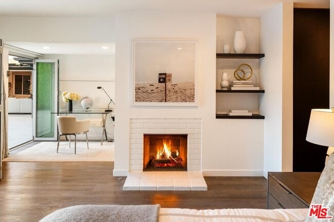Building Photo - 602 Whittier Dr