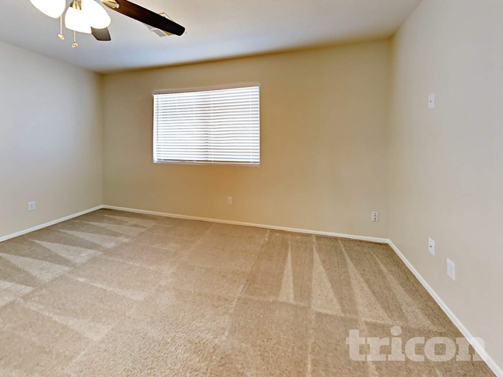 Building Photo - 16286 N 159th Dr