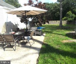 Building Photo - 30 Chandler St