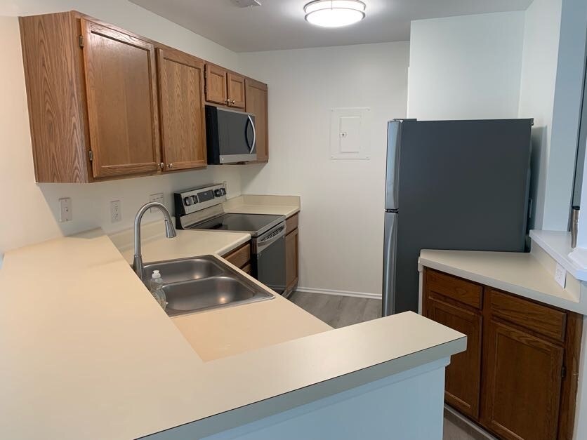 Building Photo - 18883 Vineyard Point Ln