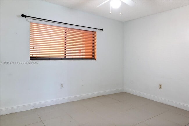 Building Photo - 8600 SW 133rd Avenue Rd