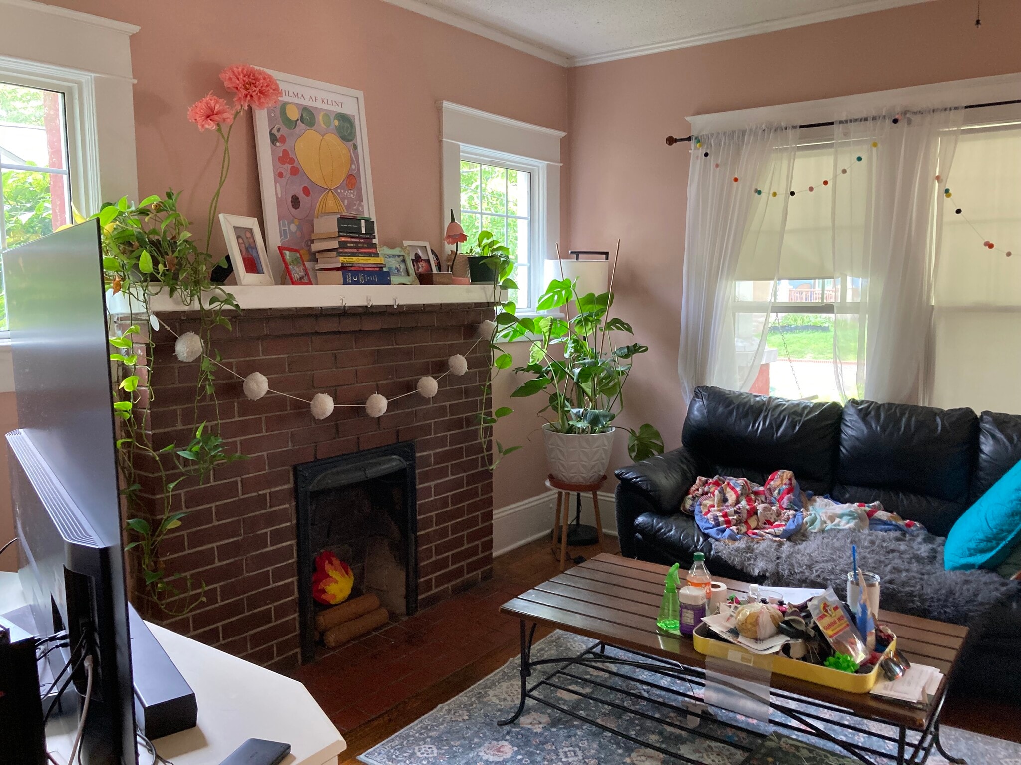 living room - 1012 Glenwood Ave