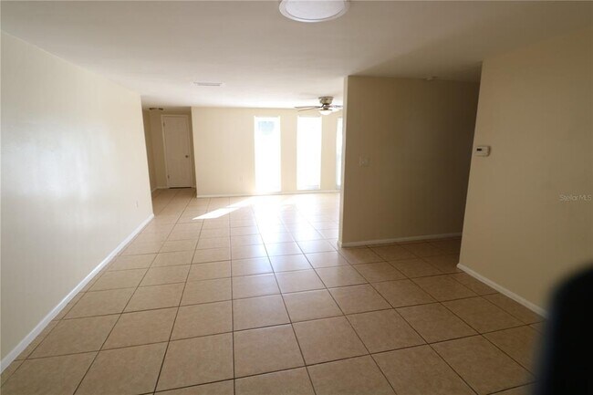 Building Photo - 7825 Birchwood Dr