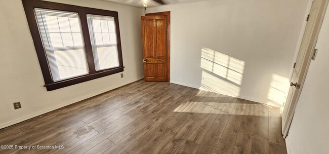 Building Photo - 228 2nd St