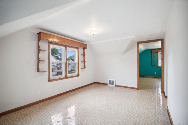 Building Photo - 20700 Goller Ave