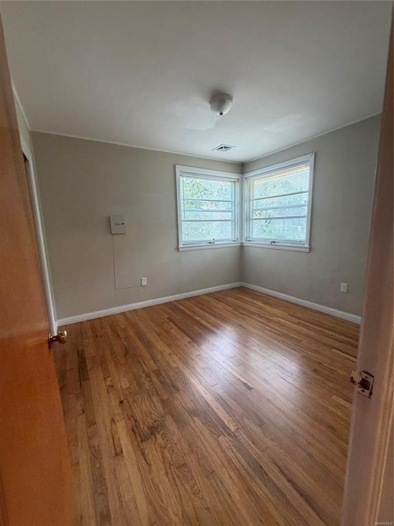 Building Photo - 11 Brookside Dr