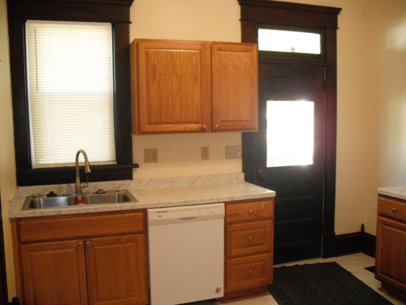 Building Photo - 1586 Genessee Ave