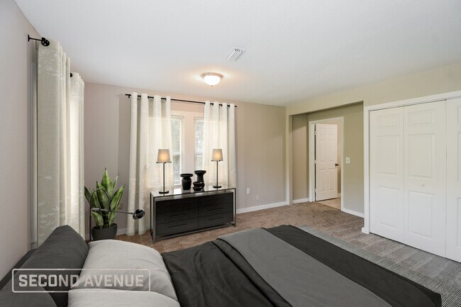 Building Photo - 9043 9th Ave