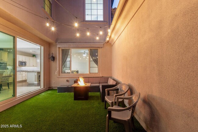 Building Photo - 18557 N 94th St