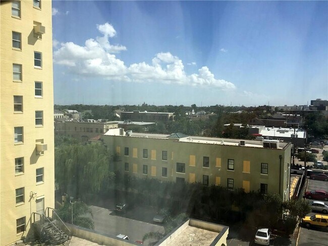 Building Photo - 1205 St Charles Ave