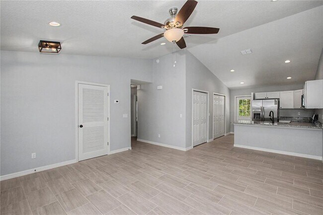 Building Photo - 5783 NW 11th Pl