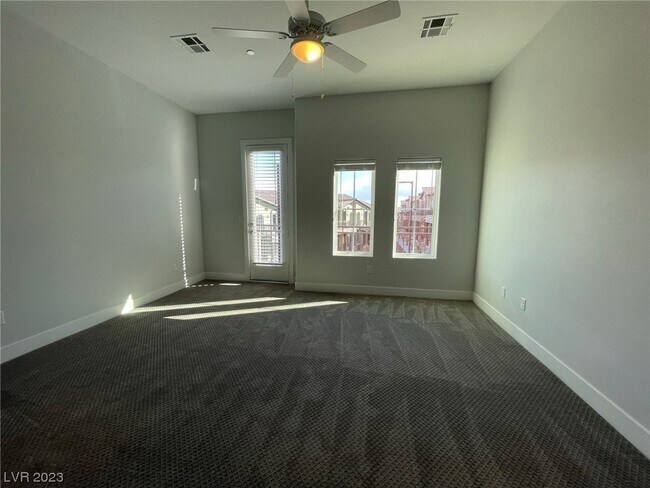 Building Photo - 10567 Ridge Glow Ave