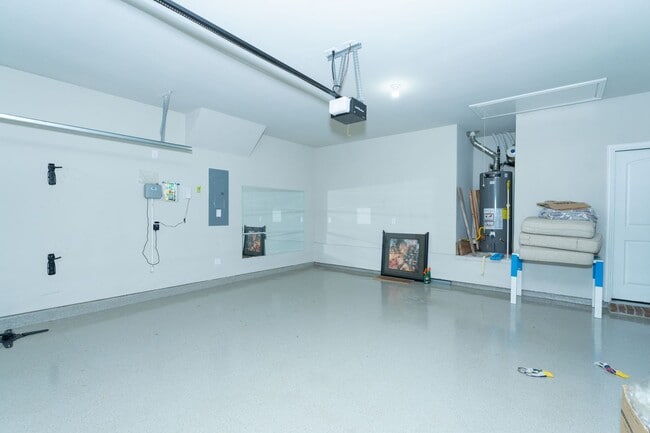 Building Photo - 2813 Barnsley Dr