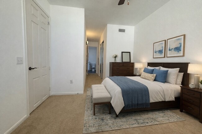 Building Photo - 7575 Kirby Dr