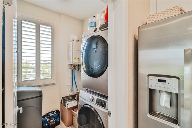 Building Photo - 11290 Hidden Peak Ave