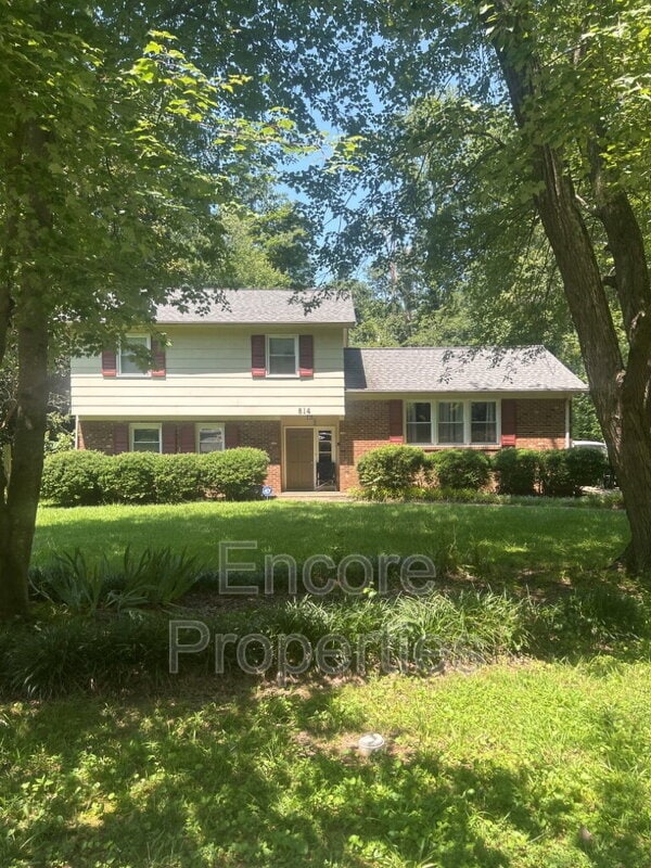 Building Photo - 814 Pamlico Dr