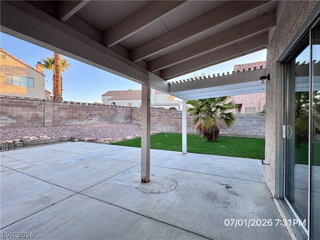 Building Photo - 8405 Shady Shores Cir