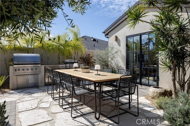 Building Photo - 2703 Via Montecito
