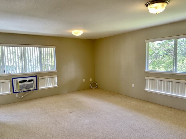 Building Photo - 3 bedroom 2 bath Townhome Mililani Mauka G...