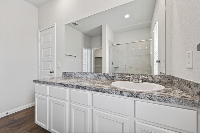 Building Photo - 3903 Giorgio Pastel Pl