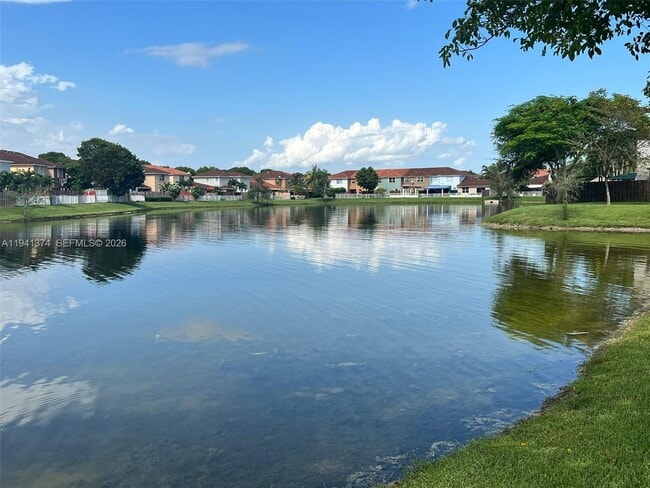 Building Photo - 16462 SW 48th Terrace