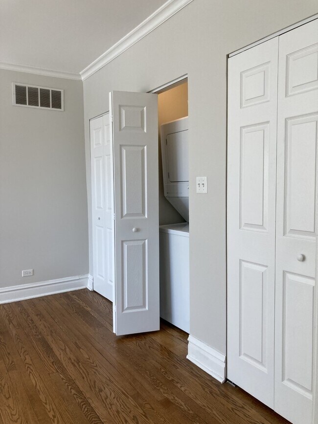 Building Photo - 619 Washington Blvd