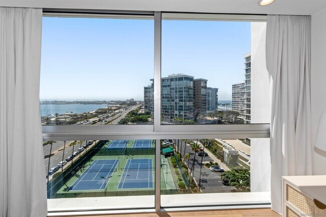 Building Photo - 1710 Avenida Del Mundo