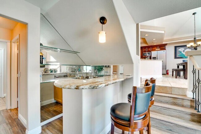 Building Photo - 2697 Pala Dura Dr