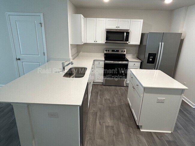 Building Photo - 8539 Beckett Chase Wy