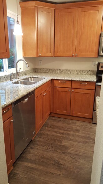 Building Photo - 1461 Rainier Court